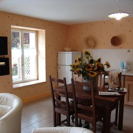 Calme Pres Du De Madine, Avec Jardin Prive, Cuisine Equipee Et Inclus - Fr-1-585-64 Country house