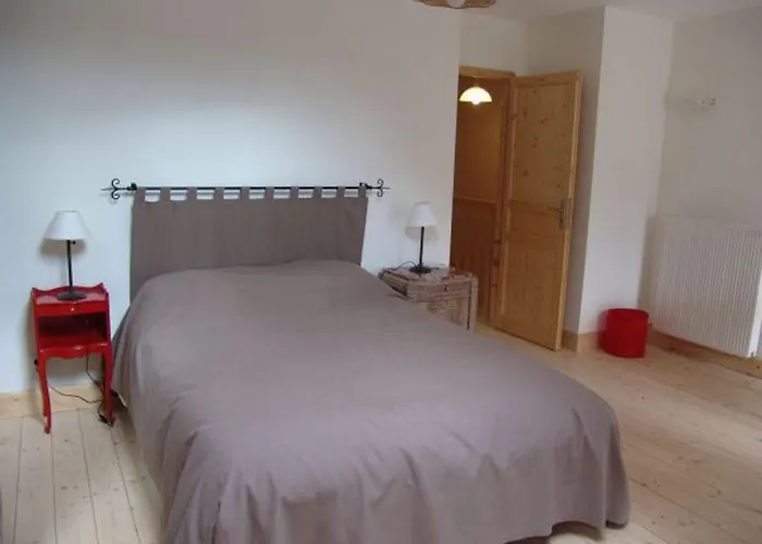 Calme Près Du De Madine, Avec Jardin Privé, Cuisine équipée Et Inclus - Fr-1-585-64